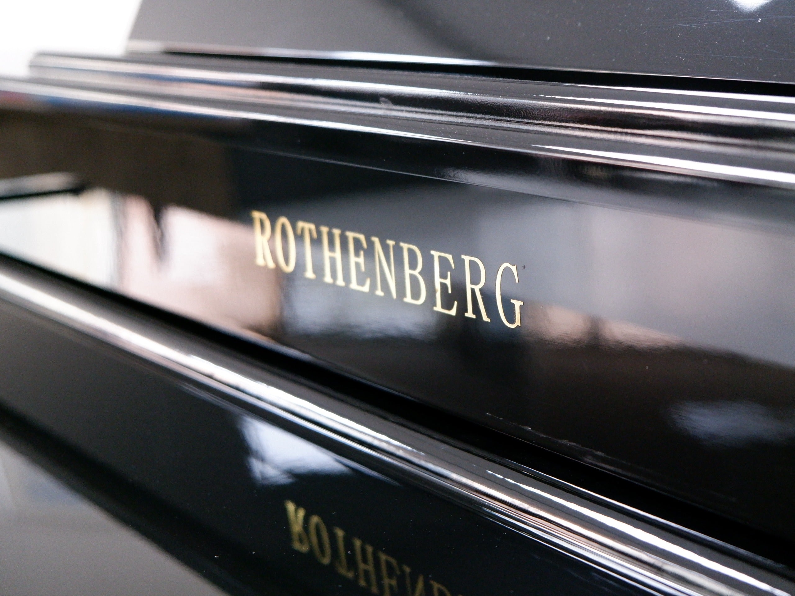 ROTHENBERG TABURELİ PİYANO