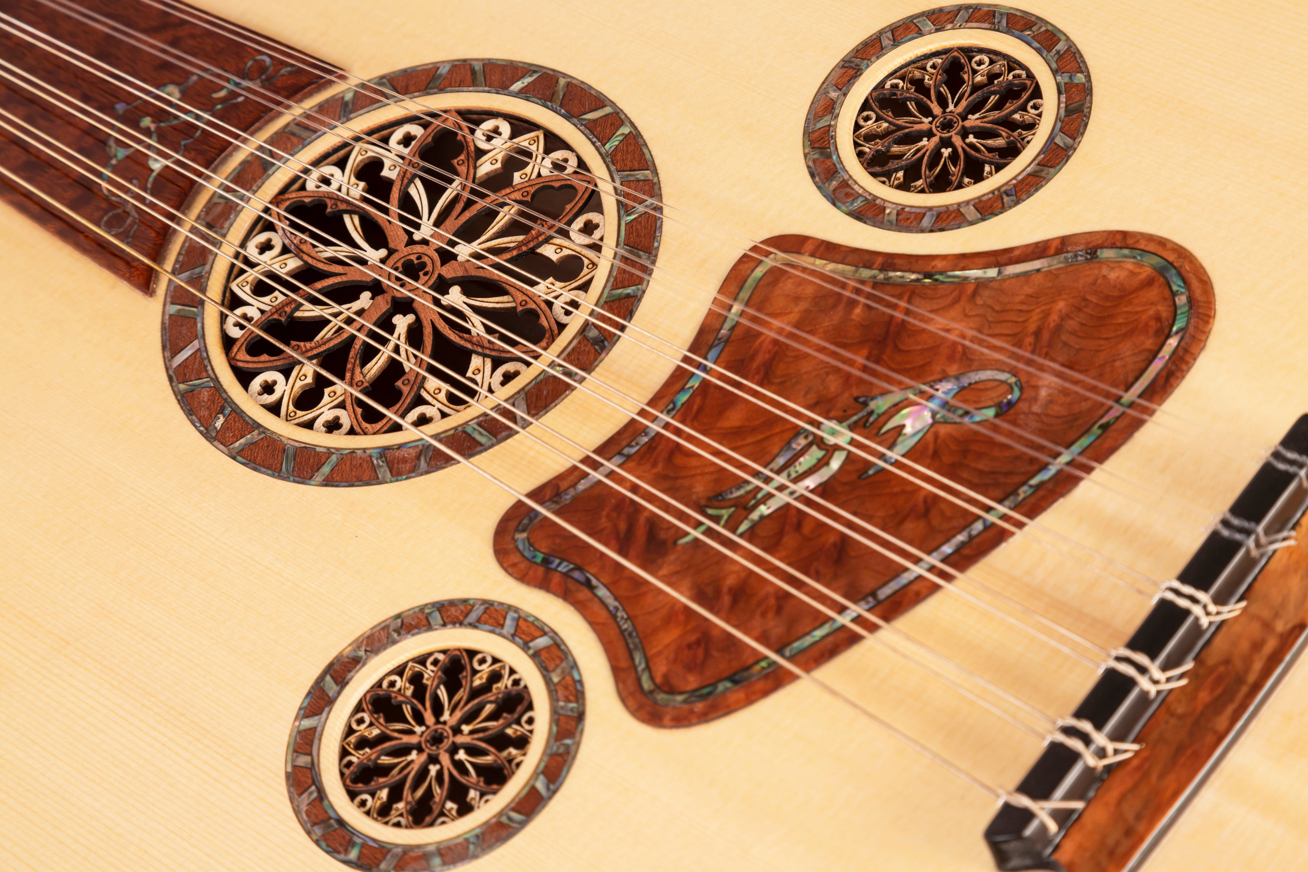 Özel Tasarım Yıldırım Palabıyık  Ud Model no 800