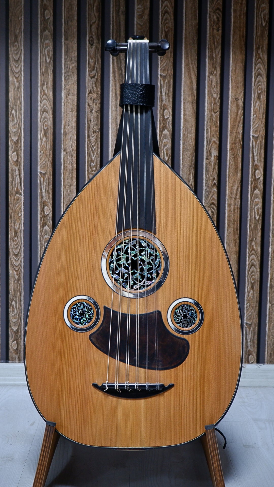 OASİS Model Boynuz Rozalı Vengi Ud