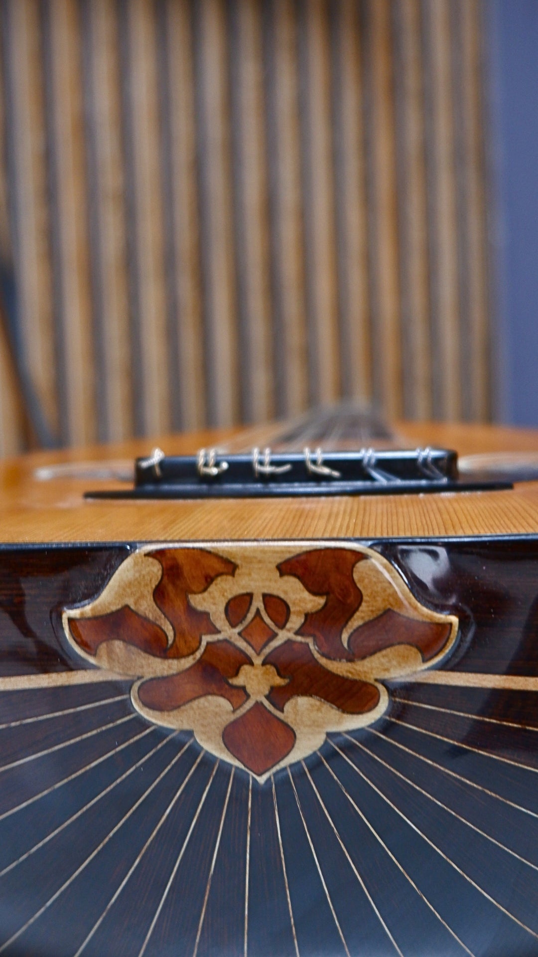 OASİS Model Boynuz Rozalı Vengi Ud