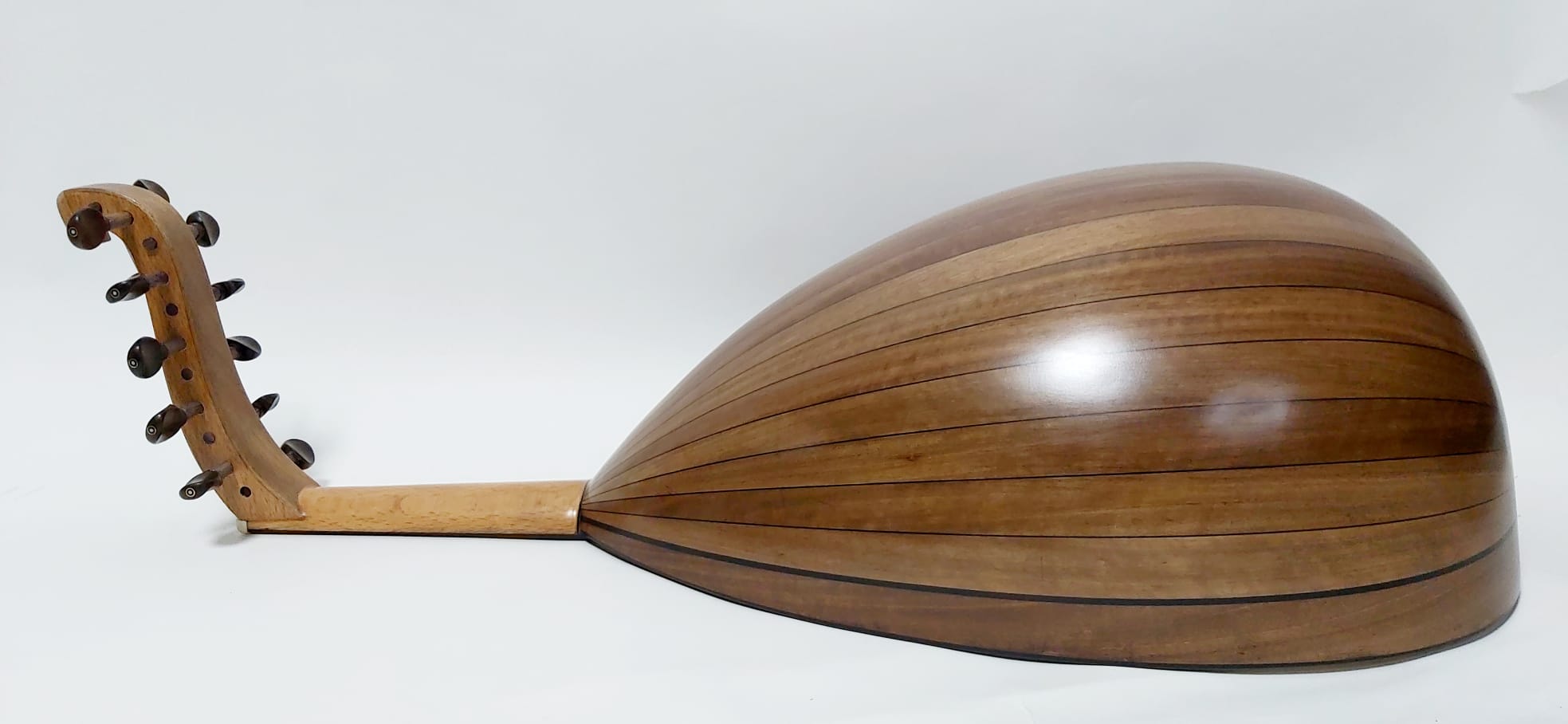 Bashir Sultan Junior Sabit Eşikli Ud