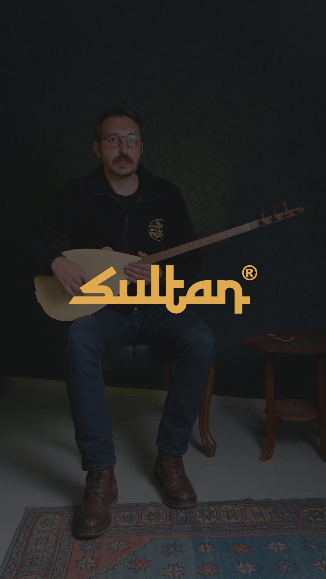 باغلاما التوت قصيرة الرقبة متوسطة الجودة - SLT118