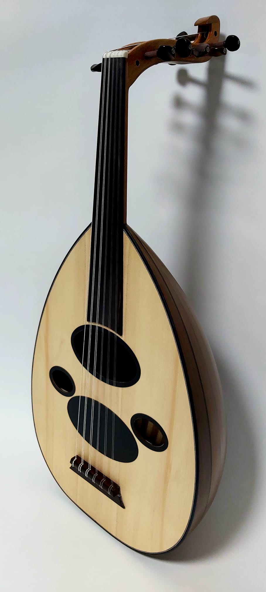 Bashir Sultan Junior Sabit Eşikli Ud